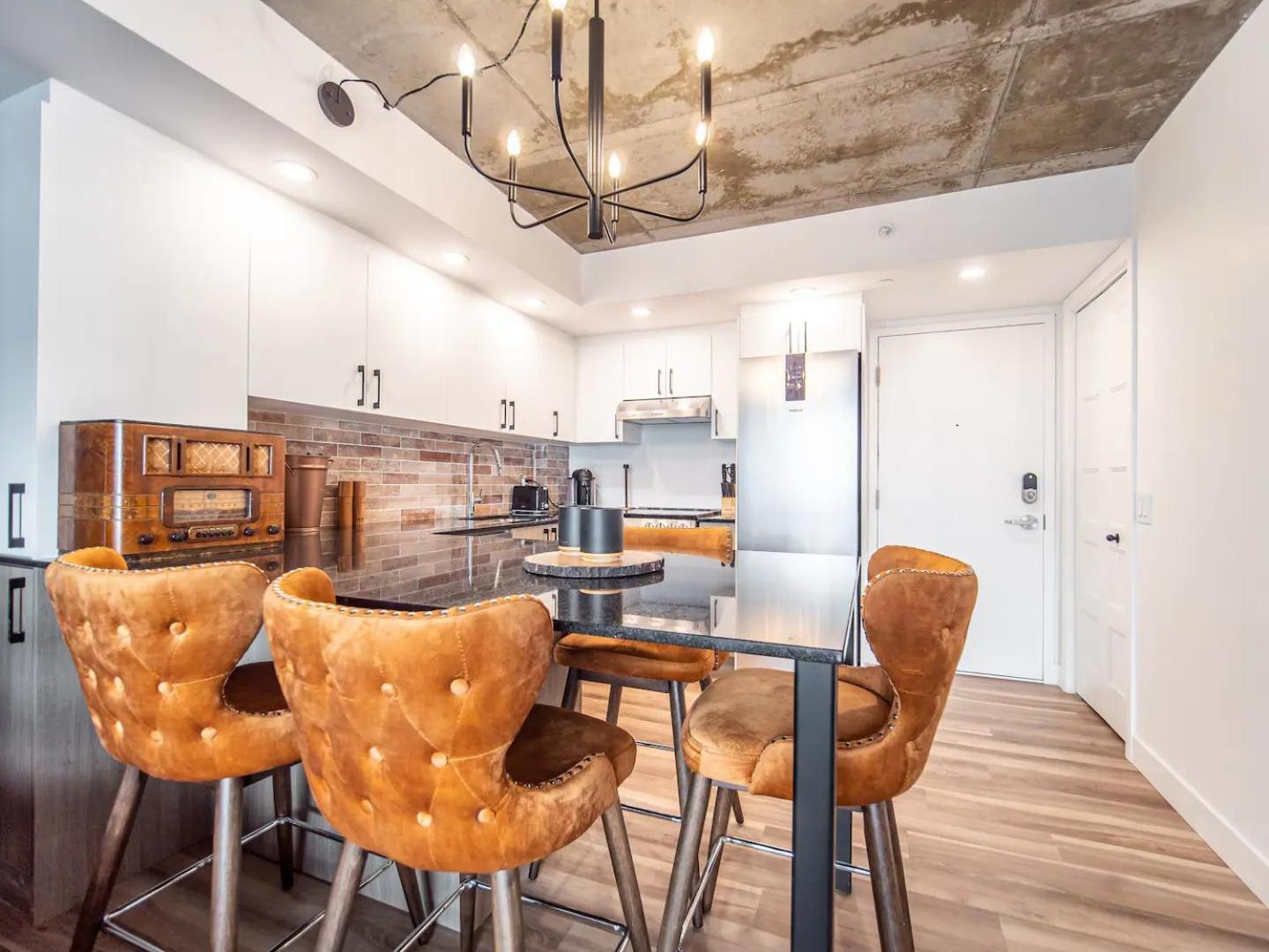 Quebec, Rustique Chic En Ville, Piscine Sur Le Toit Pour 2 A 6 Invites Exterior foto